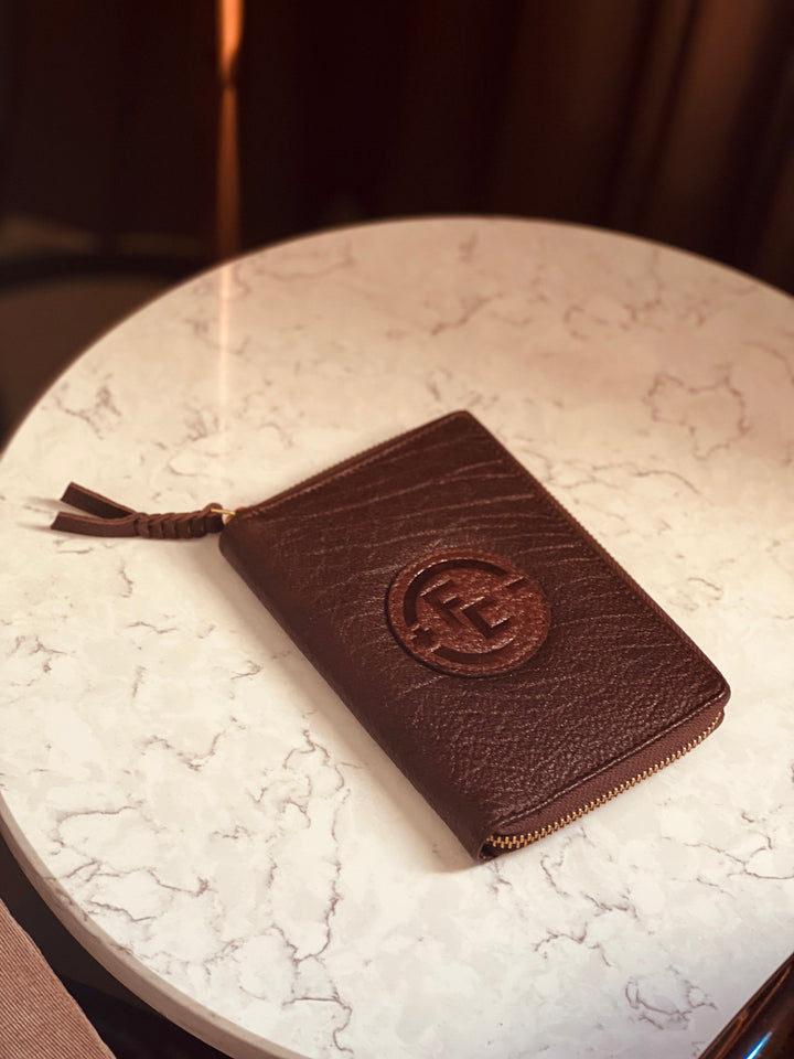 Præstens passholder i shrunken bøffelskinn